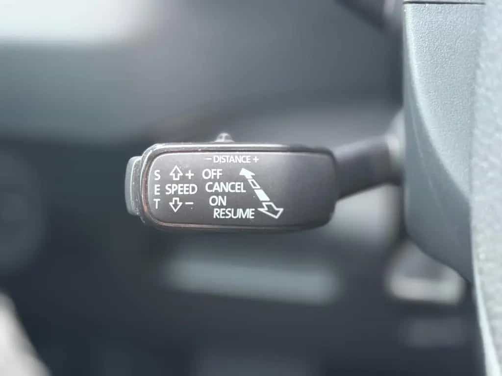 Skoda Karoq Style 1.5TSI*DSG*AHK*LED*NAVI* 01/2020-photo-22