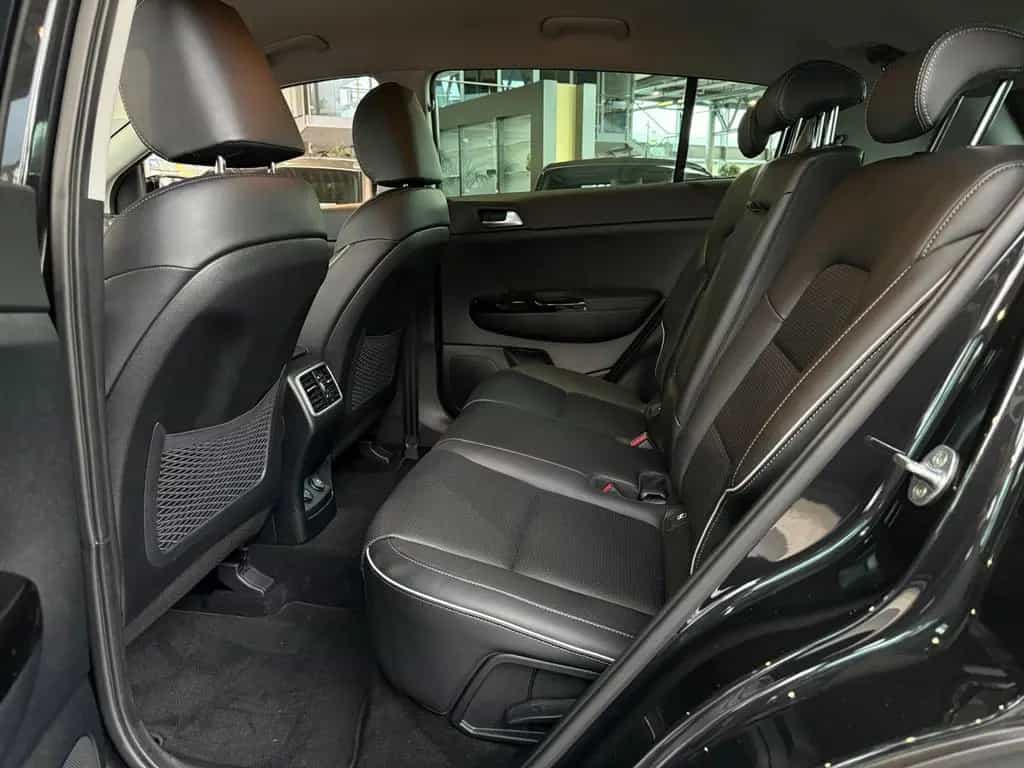 Kia Sportage Black Edition AWD JBL LED NAVI 11/2021-photo-20