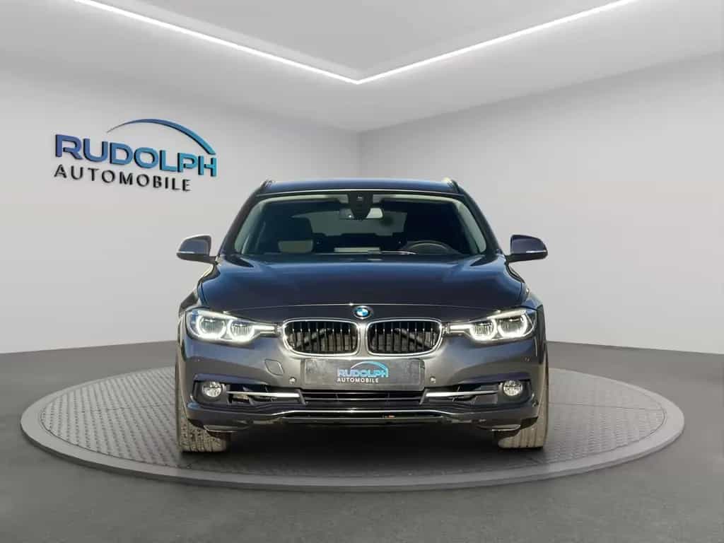 BMW 3 Series 02/2019-photo-1