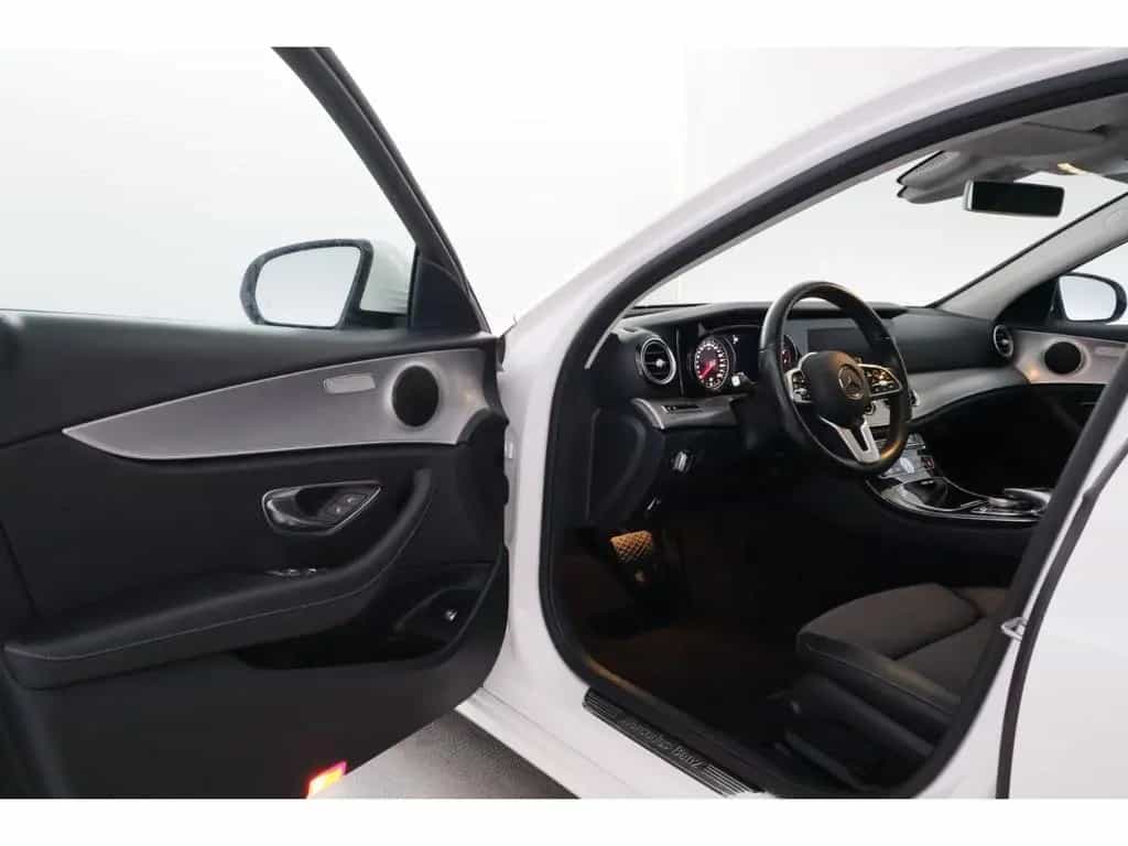 Mercedes-Benz E-Class 200 T 8G-tronic Avantgarde+LED+PANO+KAMERA 06/2020-photo-15