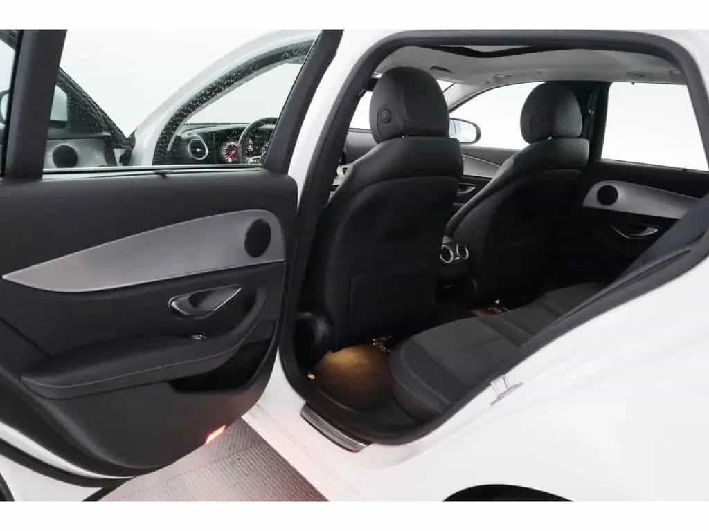 Mercedes-Benz E-Class 200 T 8G-tronic Avantgarde+LED+PANO+KAMERA 06/2020-photo-20