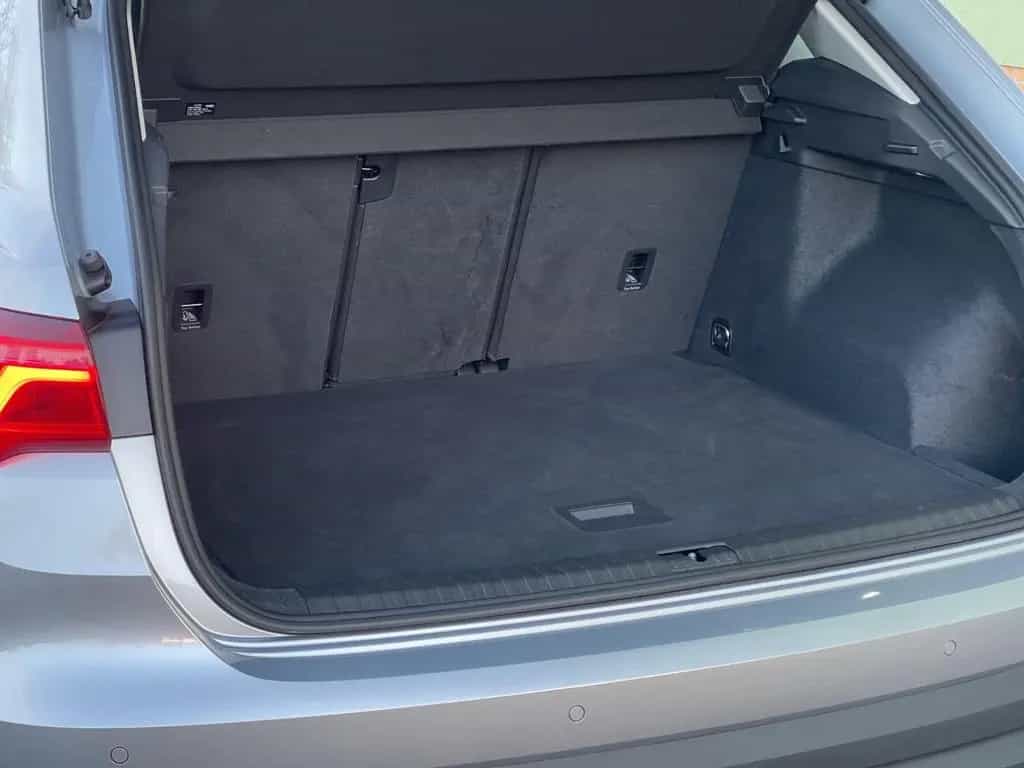 Audi Q3 35 2,0 TDI AUTOM. NAVI LED VIRTUAL GARANTIE 08/2022-photo-26