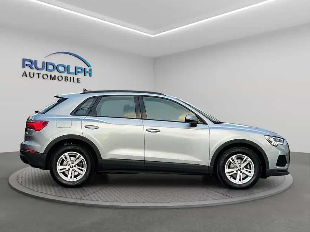 Audi Q3 35 2,0 TDI AUTOM. NAVI LED VIRTUAL GARANTIE 08/2022-photo-3