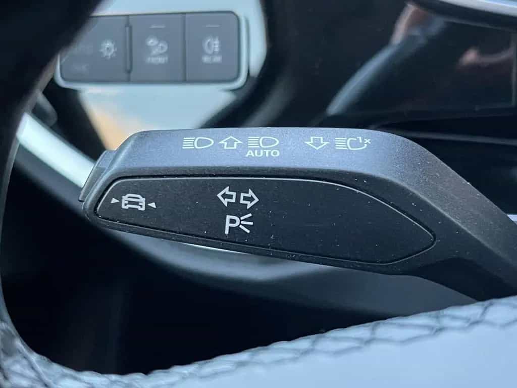 Audi Q3 35 2,0 TDI AUTOM. NAVI LED VIRTUAL GARANTIE 08/2022-photo-41