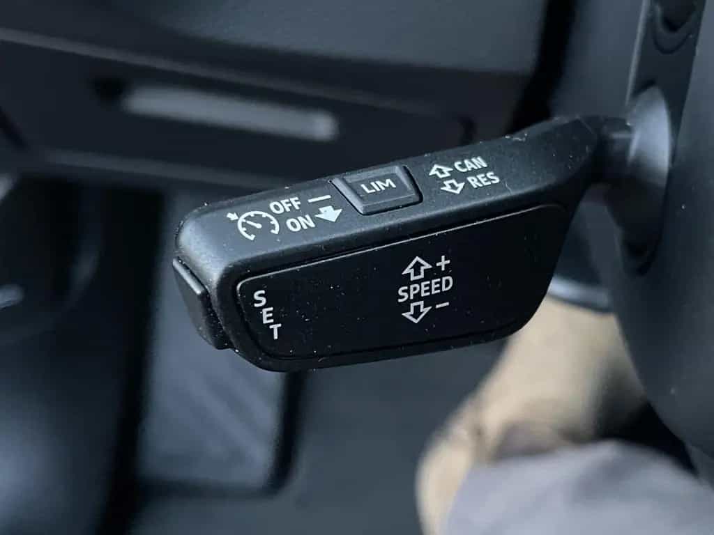 Audi Q3 35 2,0 TDI AUTOM. NAVI LED VIRTUAL GARANTIE 08/2022-photo-42