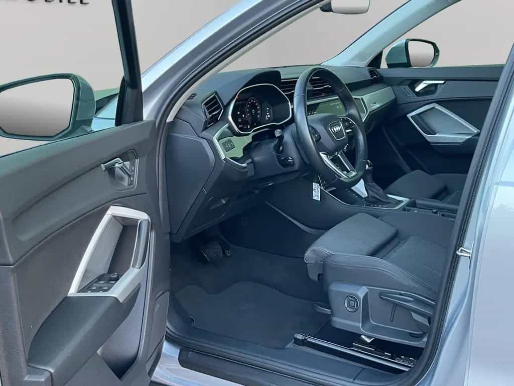 Audi Q3 35 2,0 TDI AUTOM. NAVI LED VIRTUAL GARANTIE 08/2022-photo-9