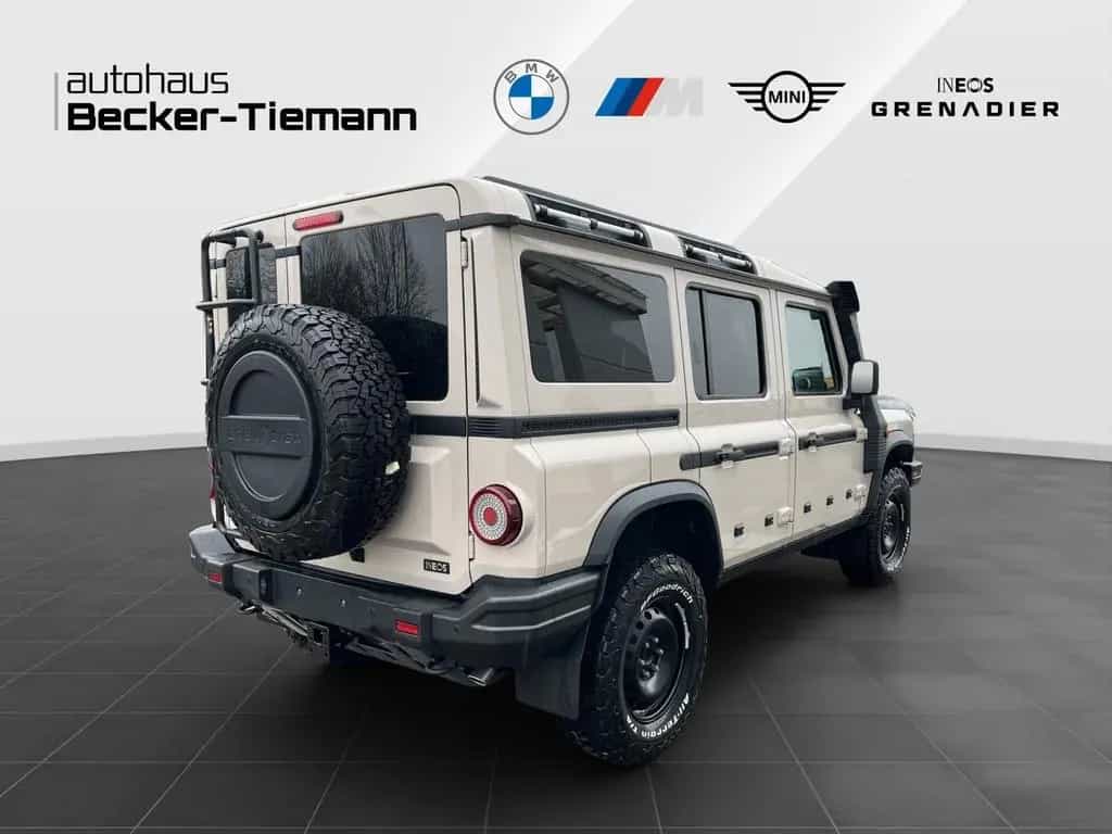 INEOS Grenadier Station Wagon Trialmaster Edition null-photo-5