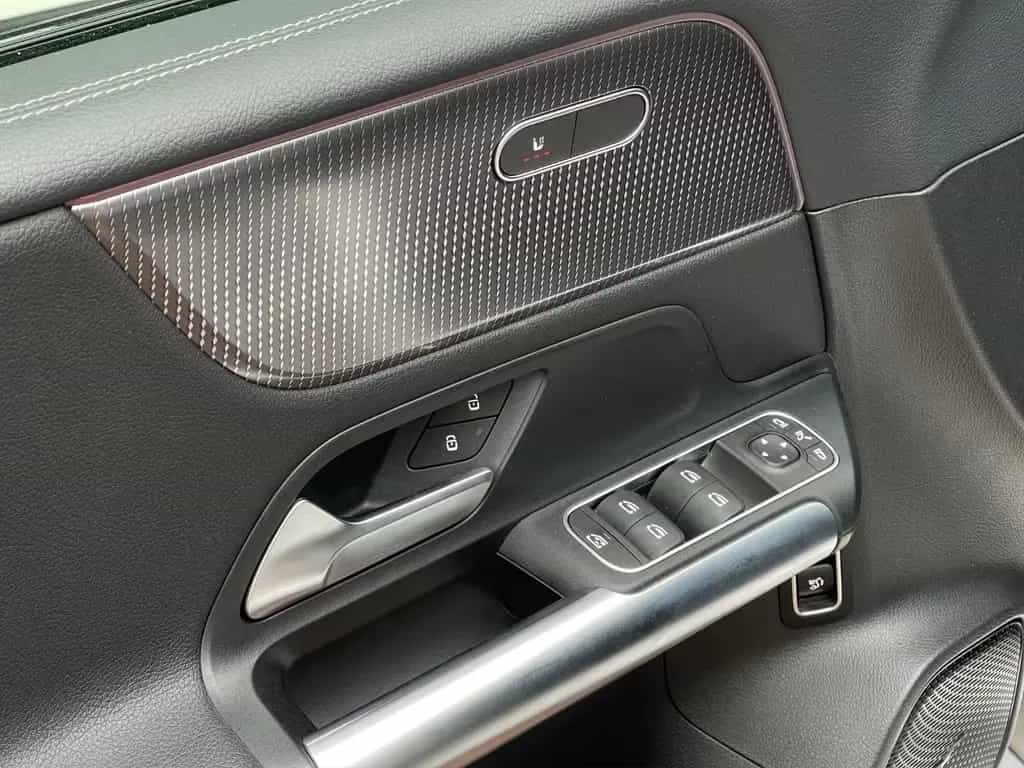 Mercedes-Benz B-Class 200 AUTOM LEDER DIGITAL JUNGE STERNE GARANTIE 01/2021-photo-9