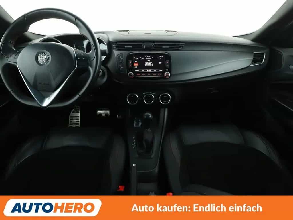 Alfa Romeo Giulietta 1.8 Turbo Veloce *NAVI*PDC*TEMPO*SHZ* 08/2018-photo-10