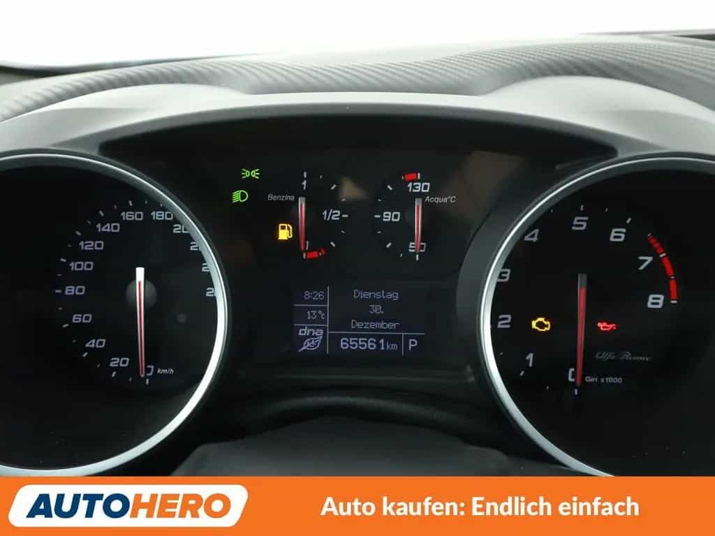 Alfa Romeo Giulietta 1.8 Turbo Veloce *NAVI*PDC*TEMPO*SHZ* 08/2018-photo-18