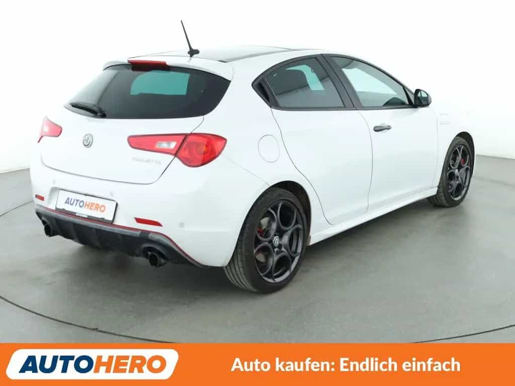 Alfa Romeo Giulietta 1.8 Turbo Veloce *NAVI*PDC*TEMPO*SHZ* 08/2018-photo-4