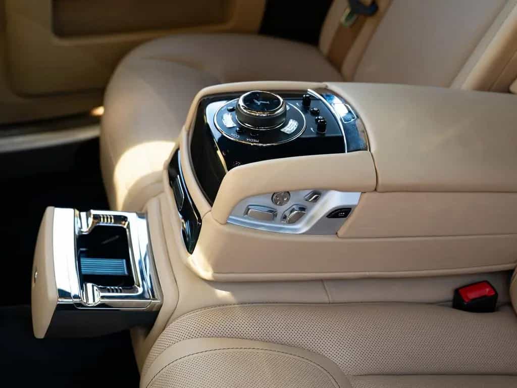 Rolls-Royce Ghost #Provenance 04/2018-photo-21