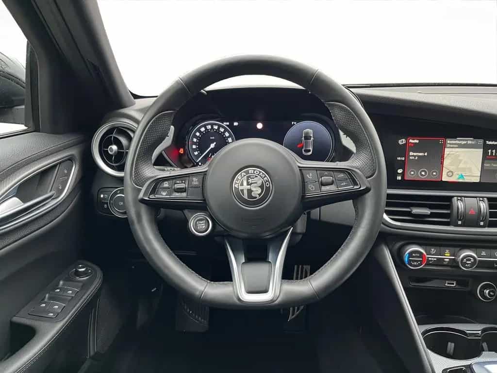 Alfa Romeo Giulia Veloce Q4 2,0 Turbo Navi+SHZ+RFK+Carplay 12/2023-photo-12