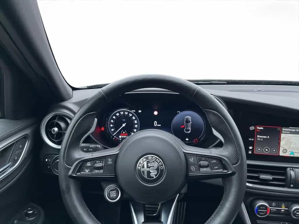 Alfa Romeo Giulia Veloce Q4 2,0 Turbo Navi+SHZ+RFK+Carplay 12/2023-photo-13