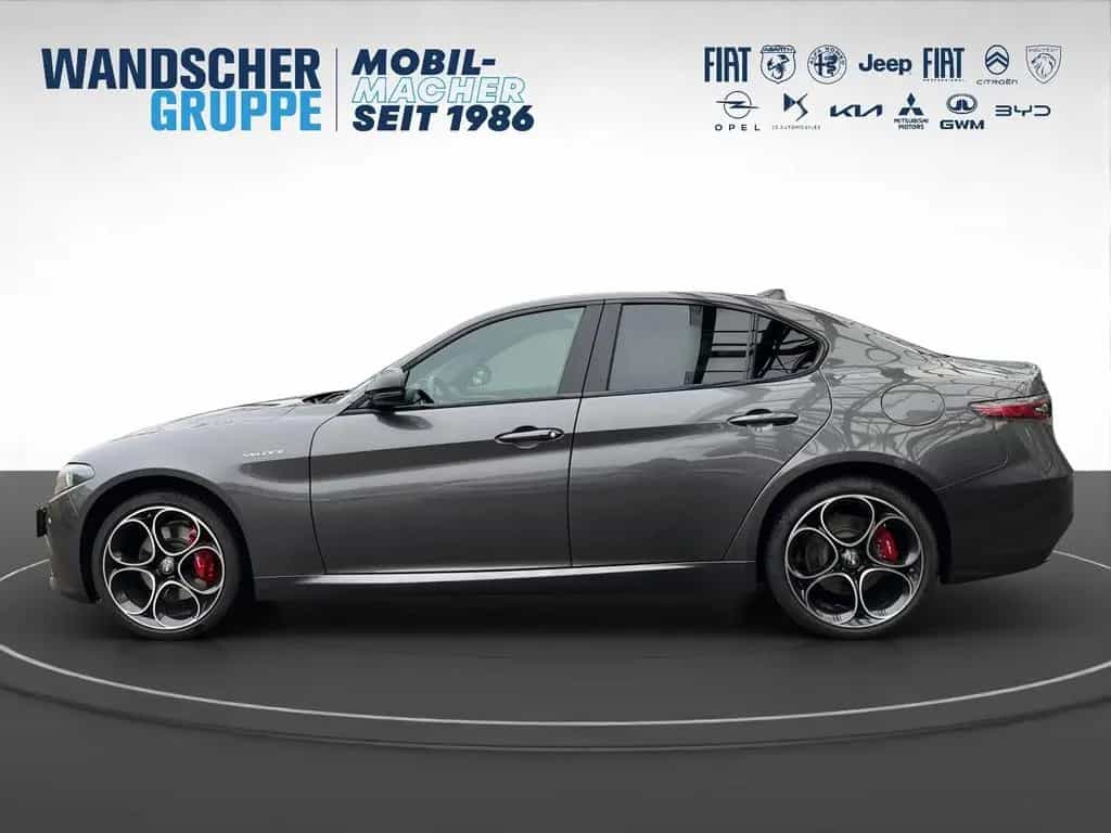 Alfa Romeo Giulia Veloce Q4 2,0 Turbo Navi+SHZ+RFK+Carplay 12/2023-photo-3