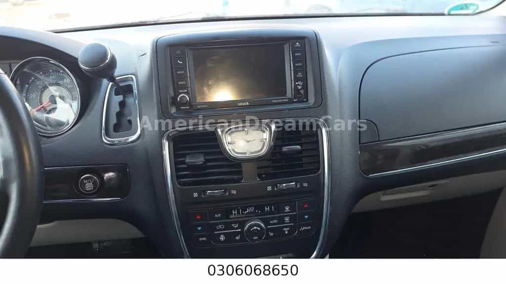 Chrysler Grand Voyager 07/2014-photo-11