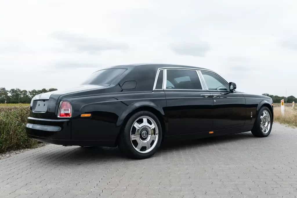 Rolls-Royce Phantom EWB Limo 03/2009-photo-5