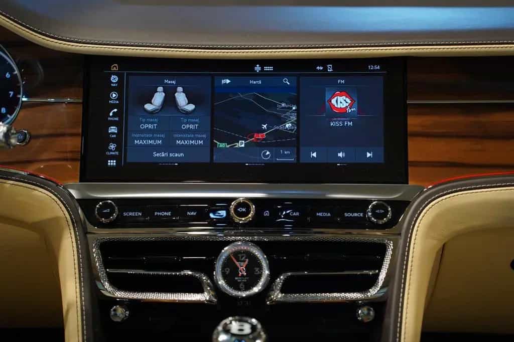Bentley Flying Spur Azure 06/2022-photo-20