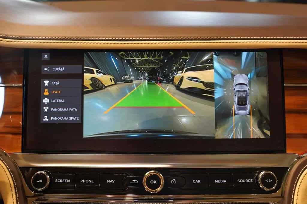 Bentley Flying Spur Azure 06/2022-photo-27