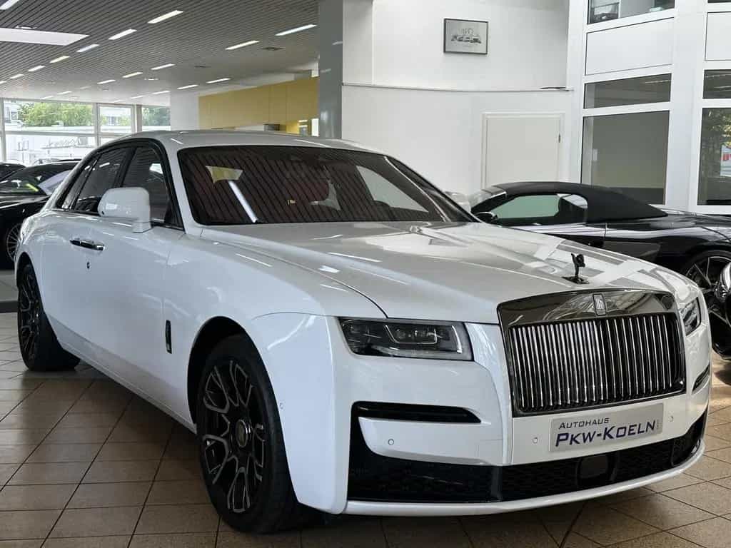 Rolls-Royce Ghost Black Badge* 12/2023-photo-1