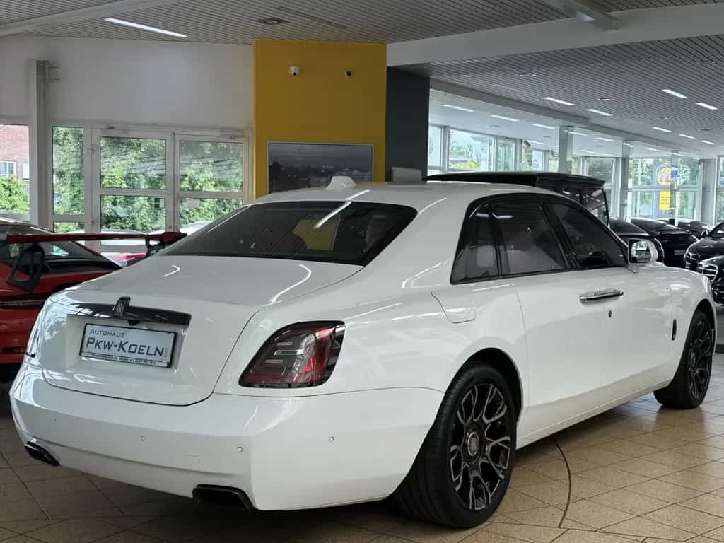 Rolls-Royce Ghost Black Badge* 12/2023-photo-2
