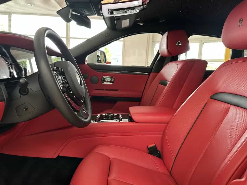 Rolls-Royce Ghost Black Badge* 12/2023-photo-9