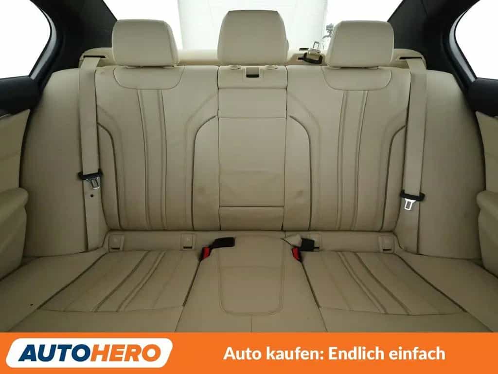 BMW 5 Series 520d xDrive M Sport Aut.*NAVI*LED*TEMPO*PDC* 09/2017-photo-15