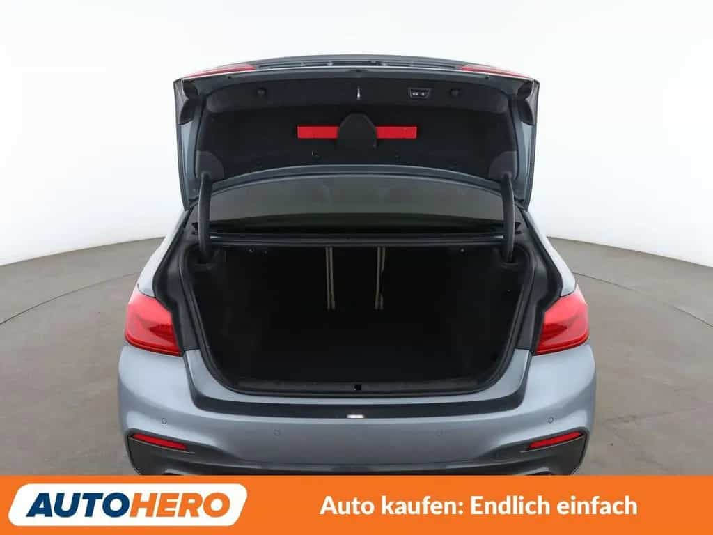BMW 5 Series 520d xDrive M Sport Aut.*NAVI*LED*TEMPO*PDC* 09/2017-photo-16