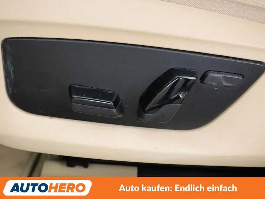 BMW 5 Series 520d xDrive M Sport Aut.*NAVI*LED*TEMPO*PDC* 09/2017-photo-33
