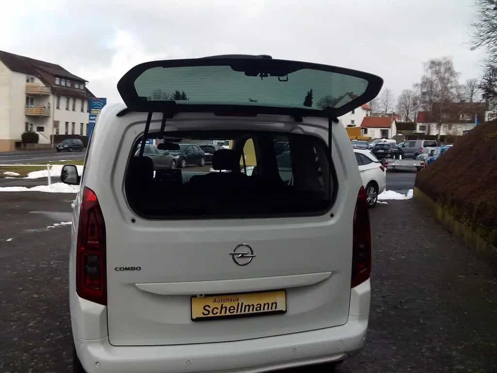 Opel Combo Life 1.5D Elegance SHZ LHZ PDC+Kam Navi-Ap 06/2022-photo-11