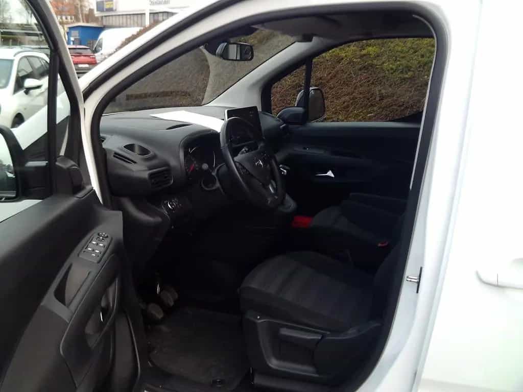 Opel Combo Life 1.5D Elegance SHZ LHZ PDC+Kam Navi-Ap 06/2022-photo-13