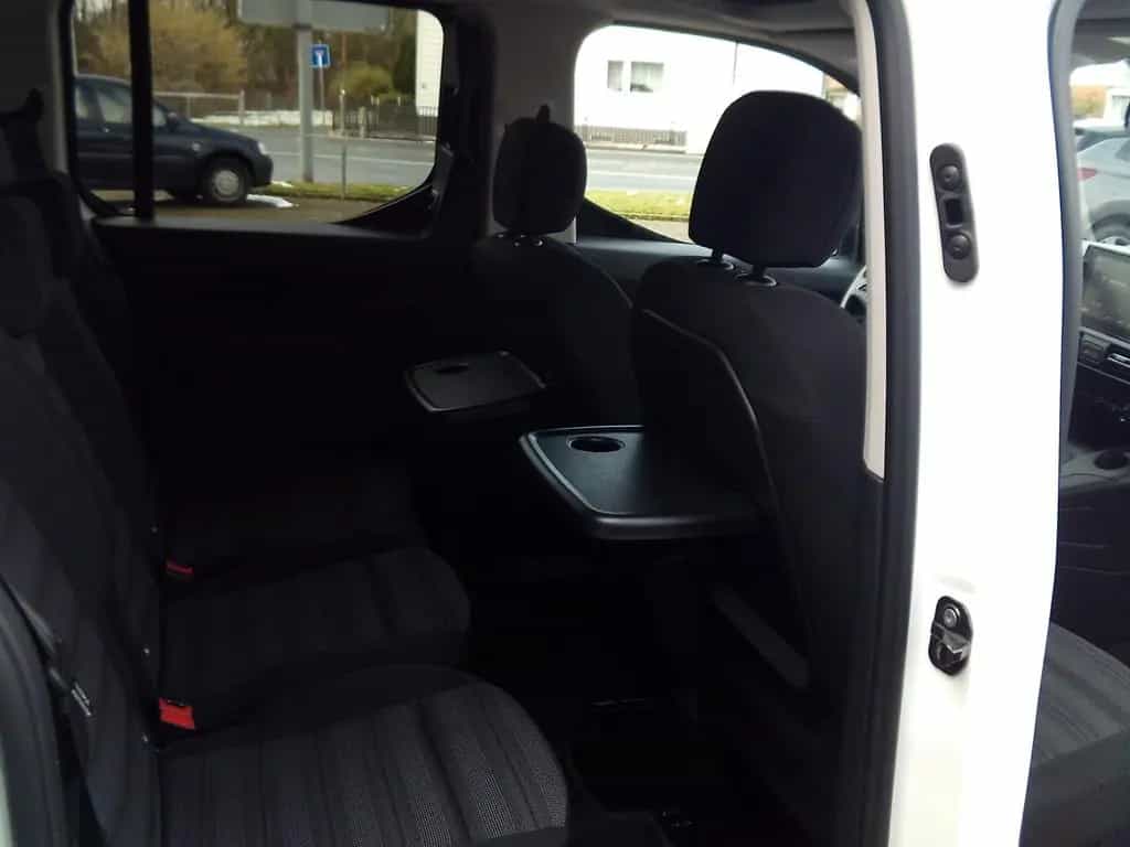Opel Combo Life 1.5D Elegance SHZ LHZ PDC+Kam Navi-Ap 06/2022-photo-8