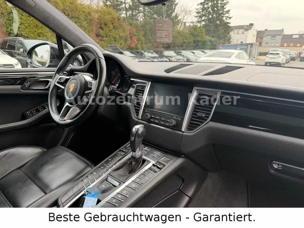 Porsche Macan Turbo*Pano*AHK*18 WegeSitz*Bose*Navi*LED* 04/2016-photo-16