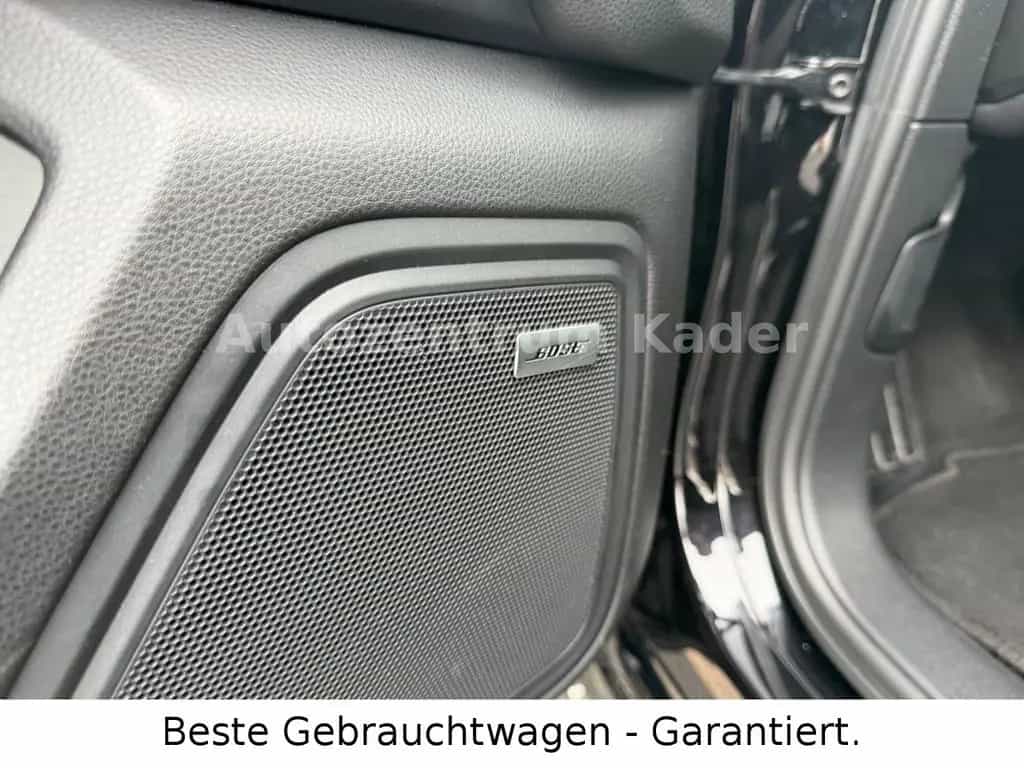 Porsche Macan Turbo*Pano*AHK*18 WegeSitz*Bose*Navi*LED* 04/2016-photo-19