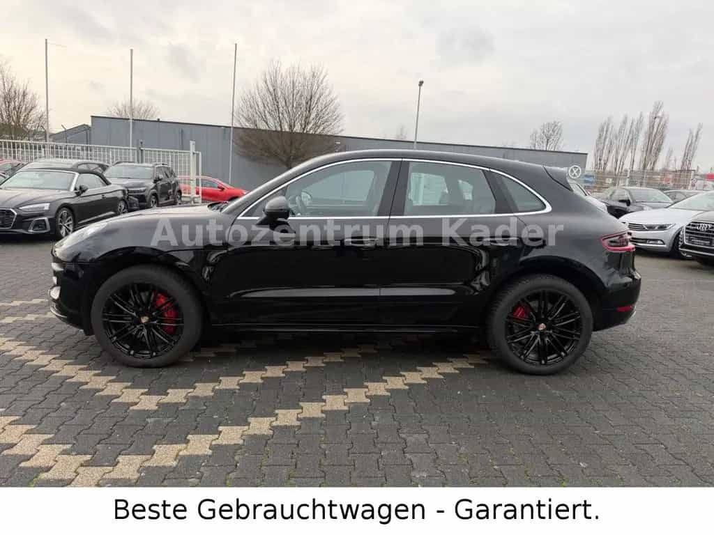 Porsche Macan Turbo*Pano*AHK*18 WegeSitz*Bose*Navi*LED* 04/2016-photo-3
