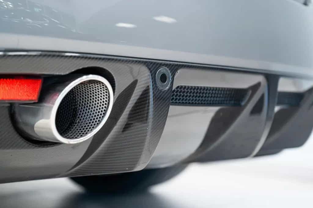 Aston Martin DBS Volante 6.0 V12 Unique in Hammerhead Silver 10/2011-photo-24