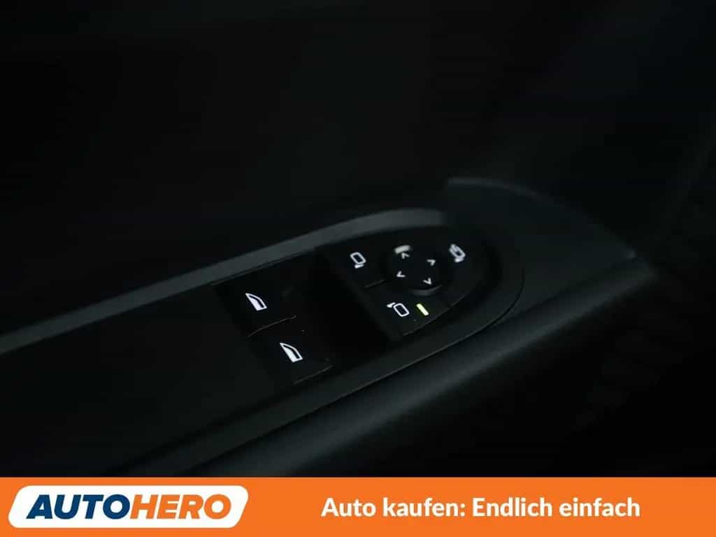MINI ONE Cooper C John Cooper Works Trim Aut.*NAVI*LED* 01/2025-photo-25