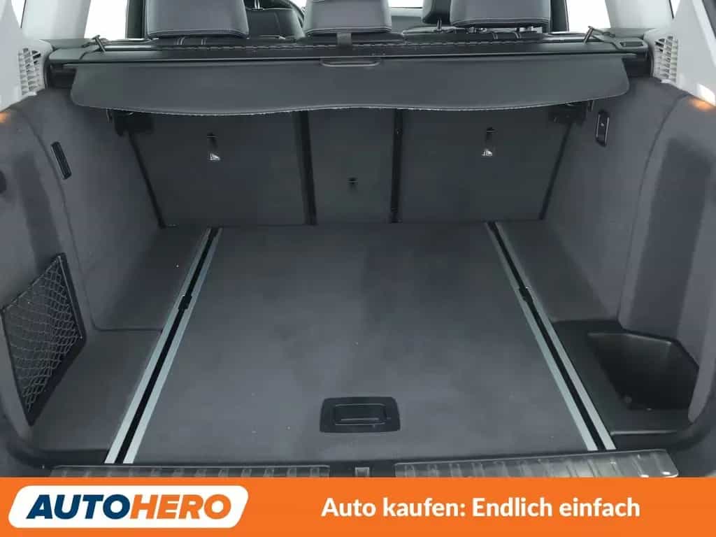 BMW X3 09/2017-photo-17