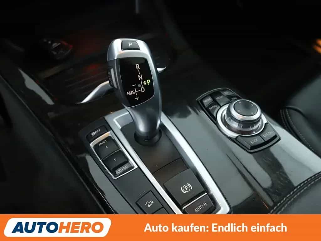 BMW X3 09/2017-photo-23