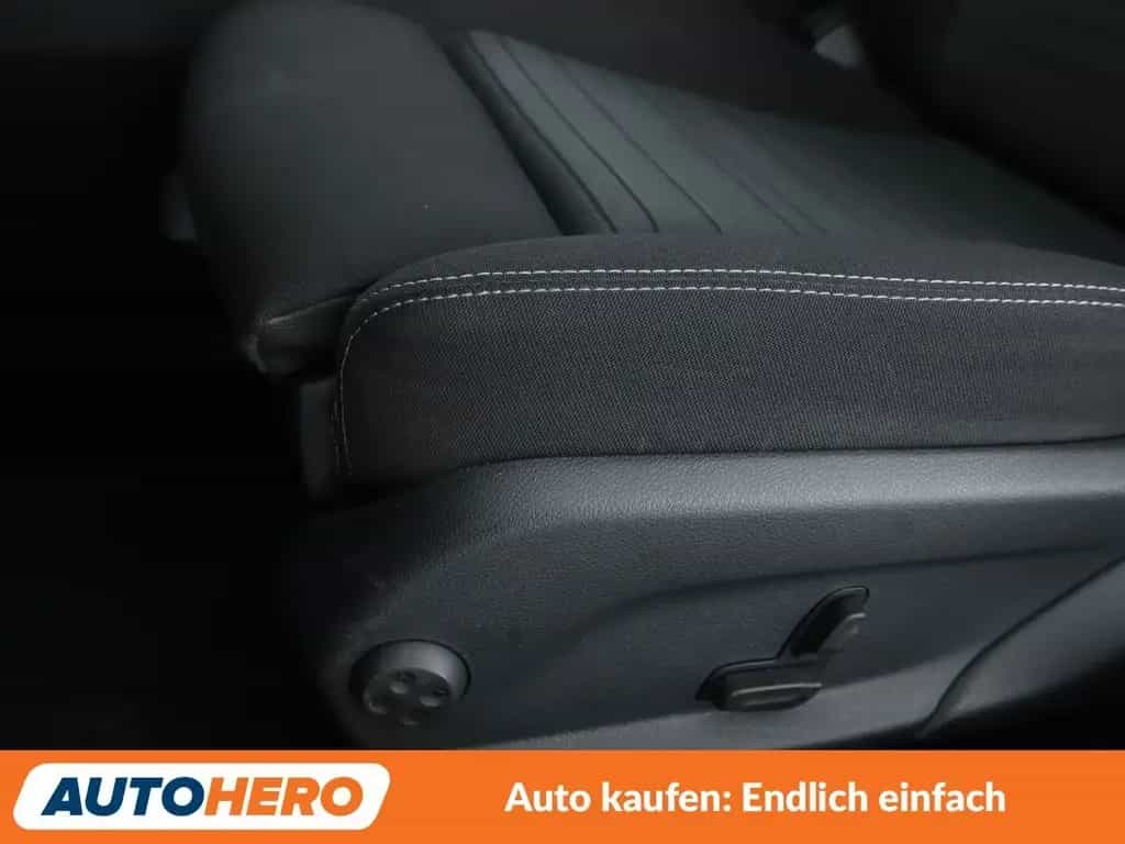 Mercedes-Benz C 220 d T Aut. *NAVI*LED*CAM*STANDHZG*TEMPO* 11/2019-photo-26