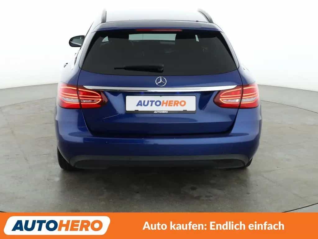 Mercedes-Benz C 220 d T Aut. *NAVI*LED*CAM*STANDHZG*TEMPO* 11/2019-photo-4