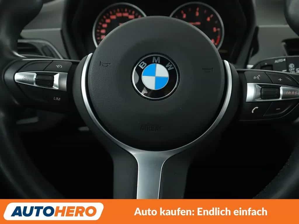 BMW X1 xDrive 20d Sport Line Aut.*NAV*LED*TEMPO*SHZ*PDC 09/2017-photo-18