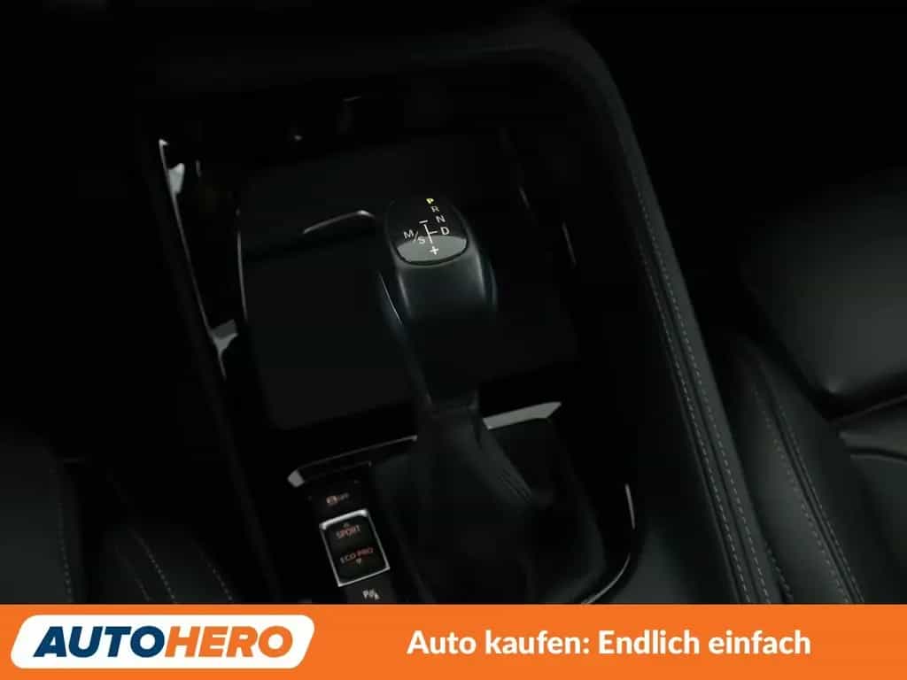 BMW X1 xDrive 20d Sport Line Aut.*NAV*LED*TEMPO*SHZ*PDC 09/2017-photo-23