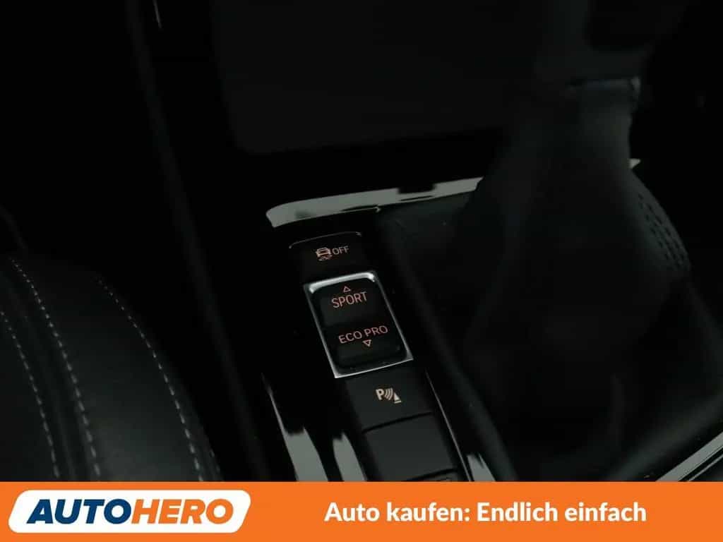 BMW X1 xDrive 20d Sport Line Aut.*NAV*LED*TEMPO*SHZ*PDC 09/2017-photo-25
