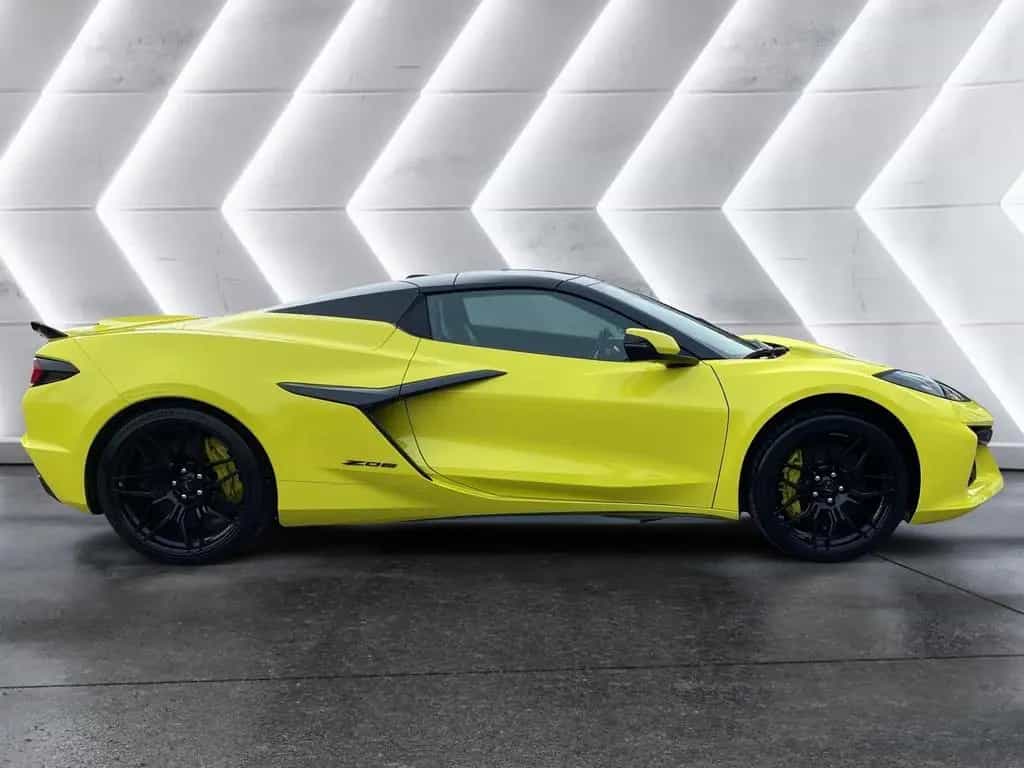 Corvette Z06 Cabrio 3LZ 5.5 V8 Sportp. Dig.Cockpit 08/2025-photo-4