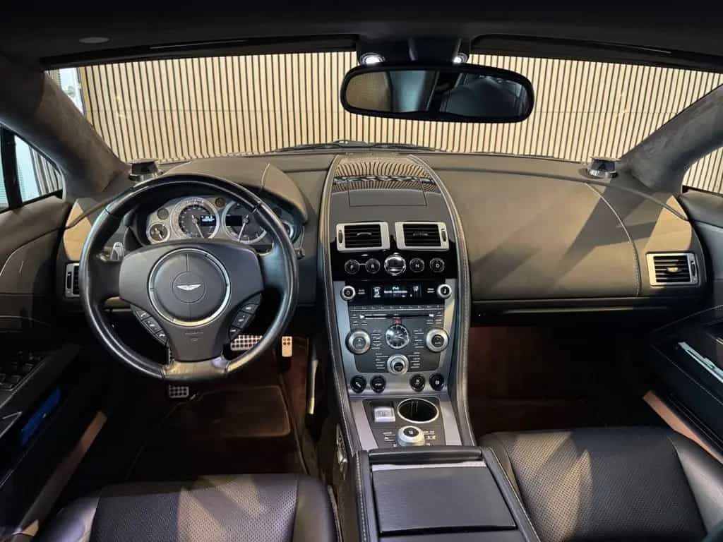 Aston Martin Rapide 6.0 V12 Touchtronic/SCHECKHEFT/B&O/NAVI/ 06/2011-photo-12