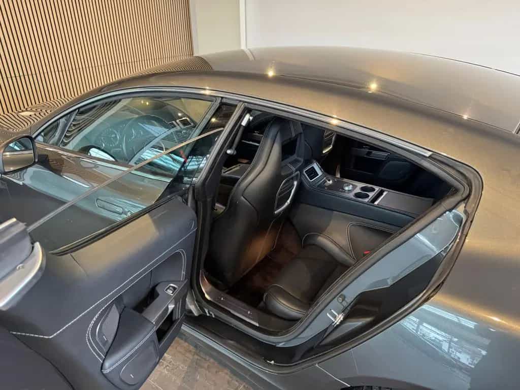 Aston Martin Rapide 6.0 V12 Touchtronic/SCHECKHEFT/B&O/NAVI/ 06/2011-photo-16