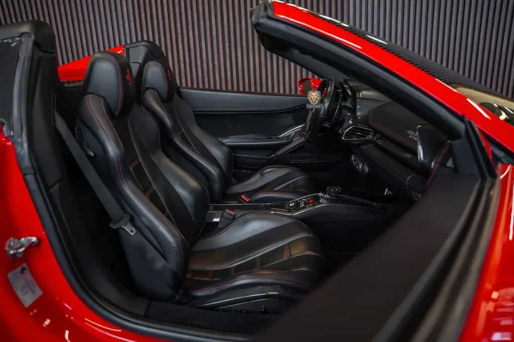 Ferrari 458 Italia Spider 04/2012-photo-14