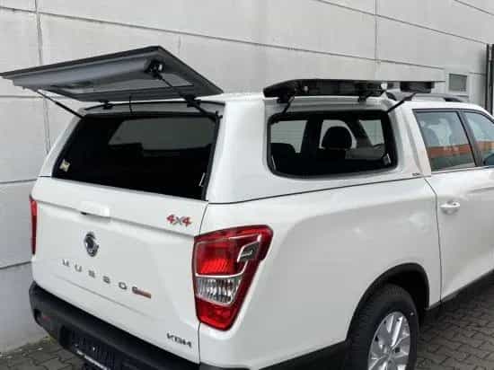 KGM Musso Grand 2.2 E-XDI AT 4WD Core HARDTOP AHK di null-photo-10
