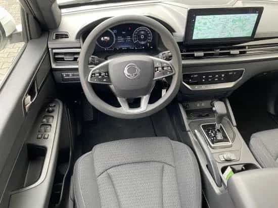 KGM Musso Grand 2.2 E-XDI AT 4WD Core HARDTOP AHK di null-photo-3